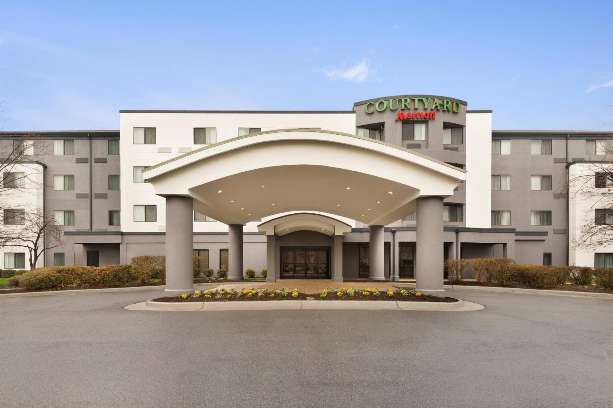 Courtyard By Marriott Potomac Mills Woodbridge Hotel Bagian luar foto