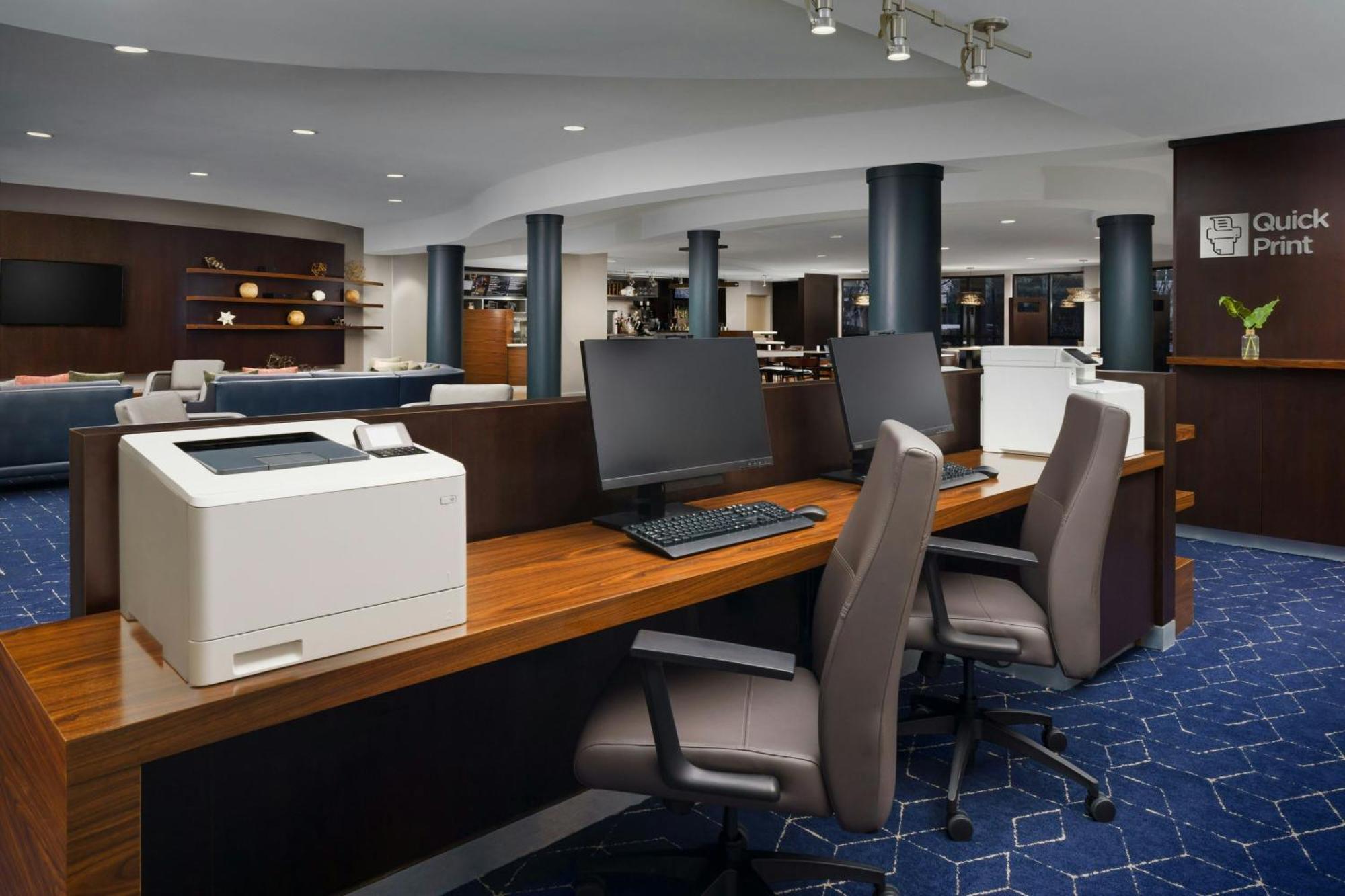 Courtyard By Marriott Potomac Mills Woodbridge Hotel Bagian luar foto